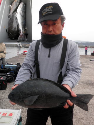 手嶋さんのMAX49cmグレ